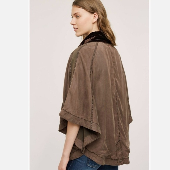 ANTHROPOLOGIE l Hei Hei Taupe Brown Todra Crushed Velvet Neck Lined Cape M/L - Picture 4 of 14